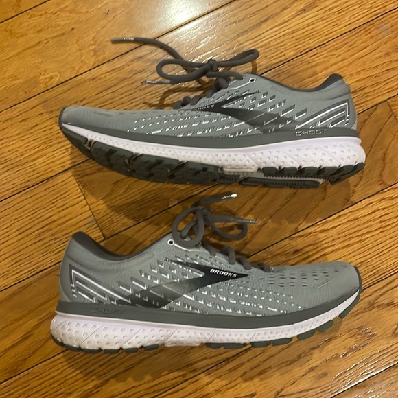 Brooks ghost 13 excellent condition - Picture 3 of 11